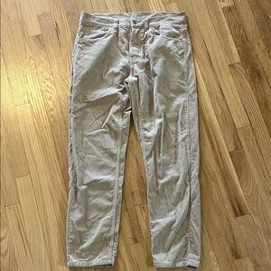 listing-status-banner